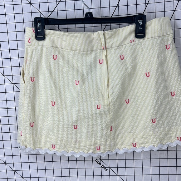 LILLY PULITZER YELLOW & WHITE SEERSUCKER HORSESHOE Ric rac border SKORT 8 - Picture 5 of 11